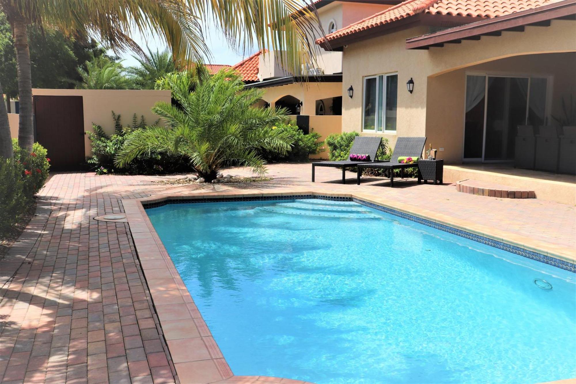 Opal Villa Noord Exterior photo